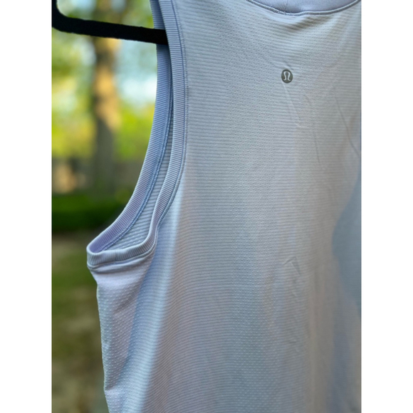 Lululemon Swiftly Tank
Relaxed Fit Lavender Dew
Asphalt Gray Size 8 - Picture 6 of 9